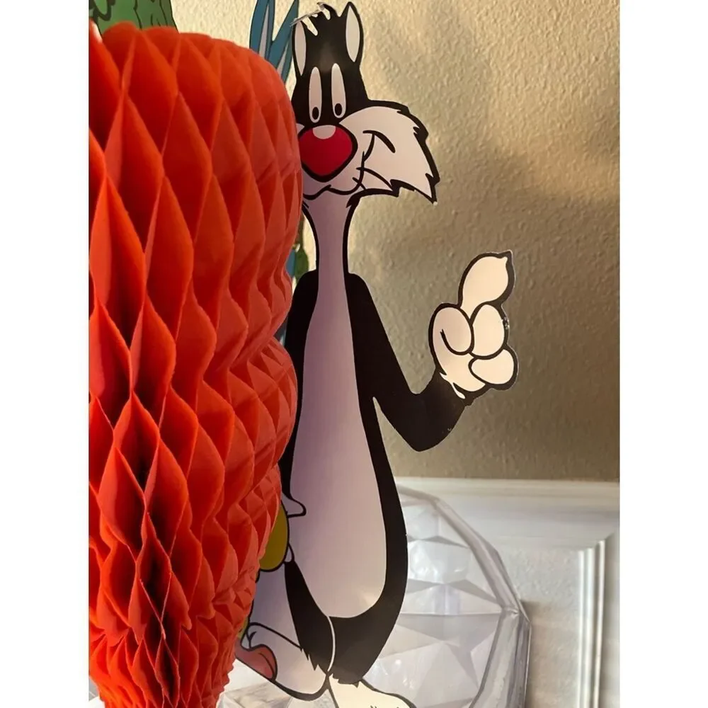 1977 Looney Tunes Carrot Honeycomb Table Centerpiece Bugs Yosemite Porky Sylvest